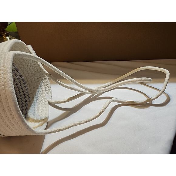 Hanging Rope Basket Off White 8" Diameter 5" Deep 18" Hanging Drop Indoor - Picture 6 of 6
